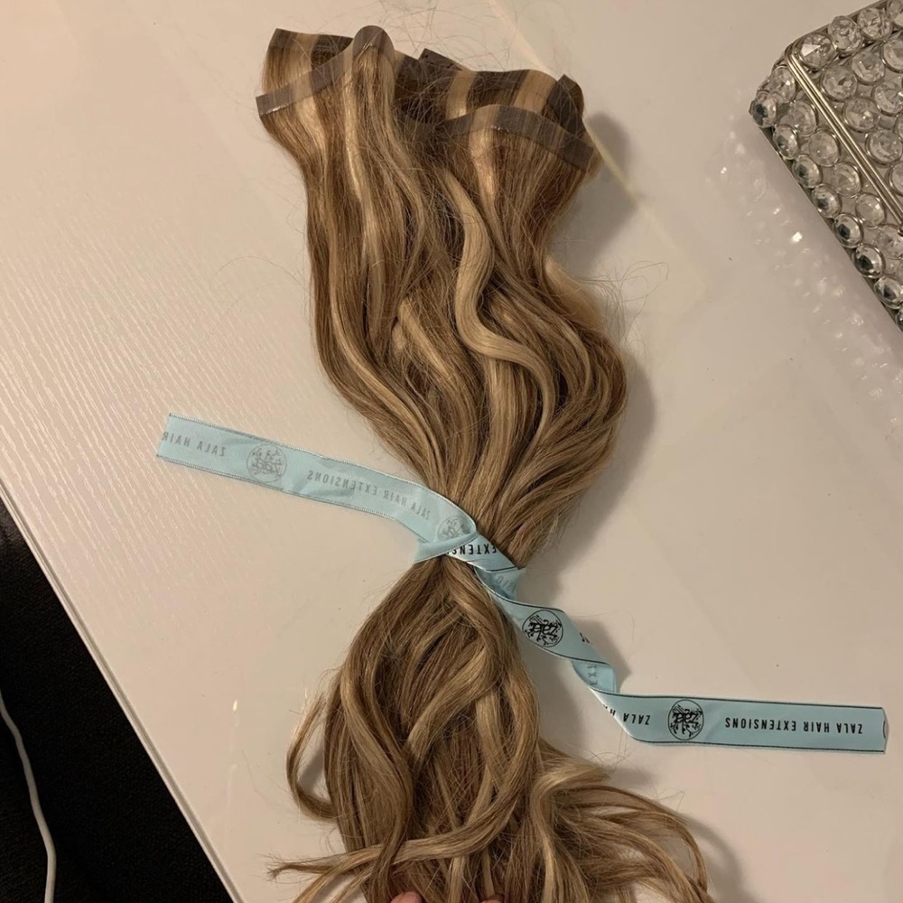 clip in seamless hair extensions